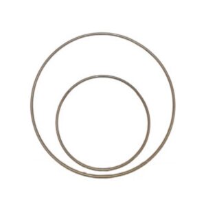 Anelli di metallo dorato ideali per composizioni, disponibili in due misure: cm 10 e 15
